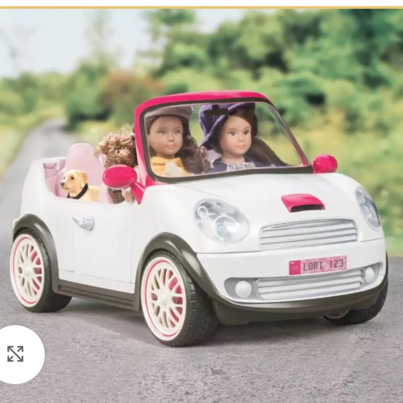 Lori doll 👧Go Everywhere! Convertible Silver Car with picnic basket - Picture 3 of 14